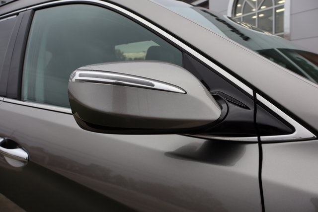 2016 Hyundai Santa Fe Sport Base photo 2