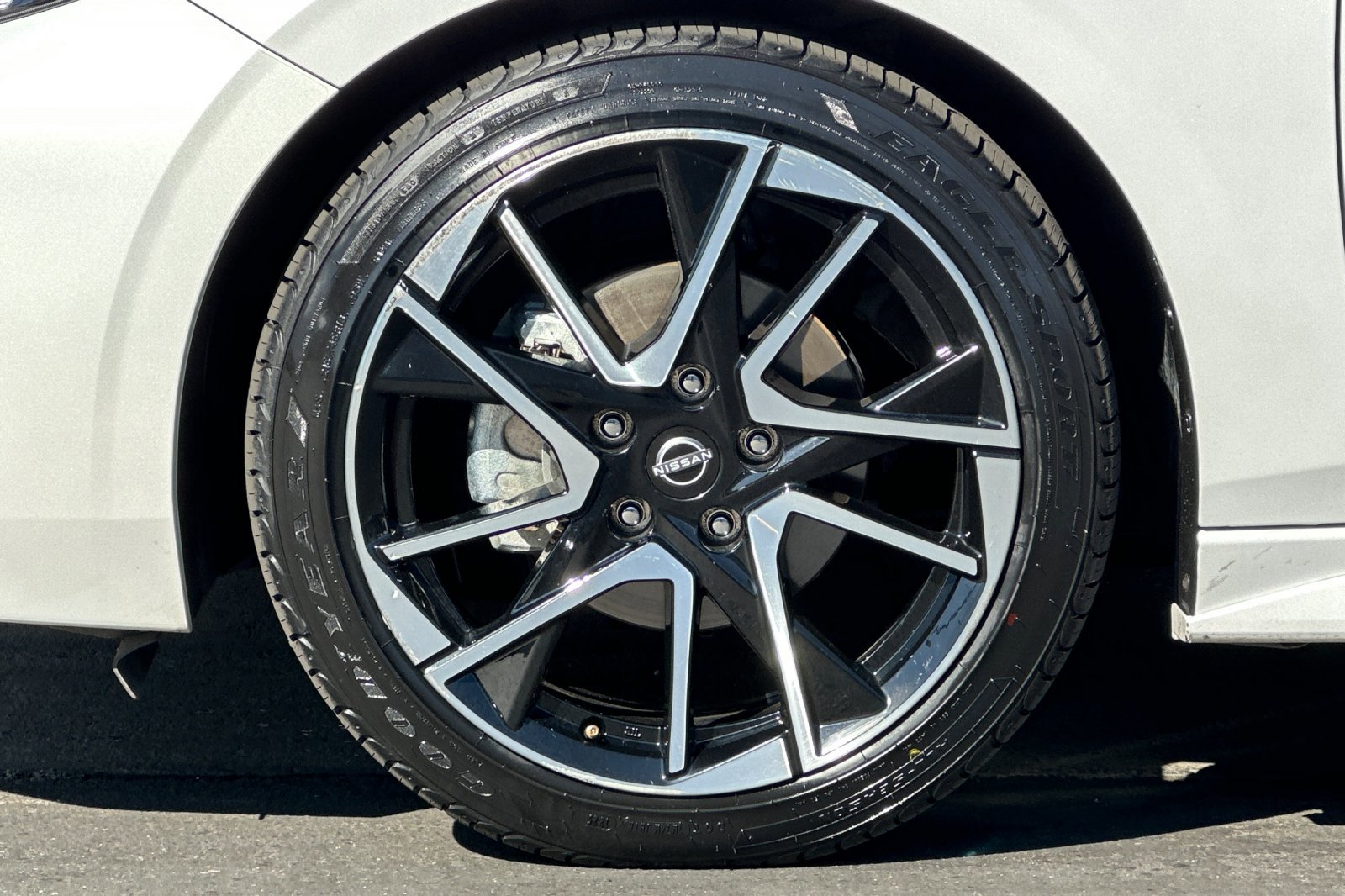 2024 Nissan Sentra SR photo 20