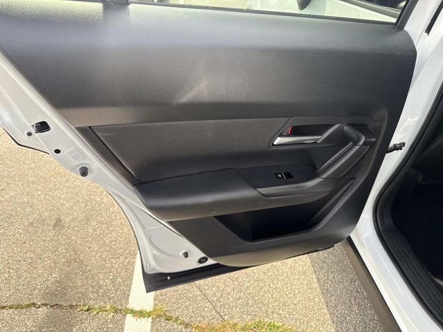 2023 Mazda CX-50 2.5 Preferred Plus photo 17