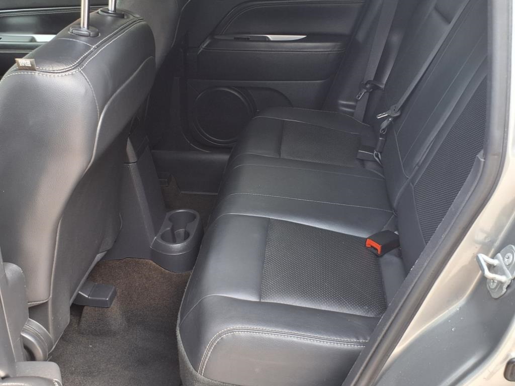 2015 Jeep Compass Latitude photo 18