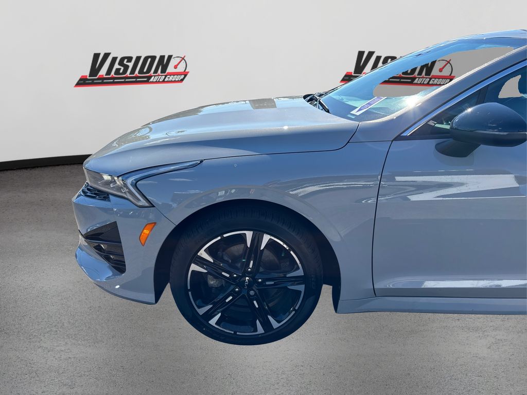 2024 Kia K5 GT-Line photo 12