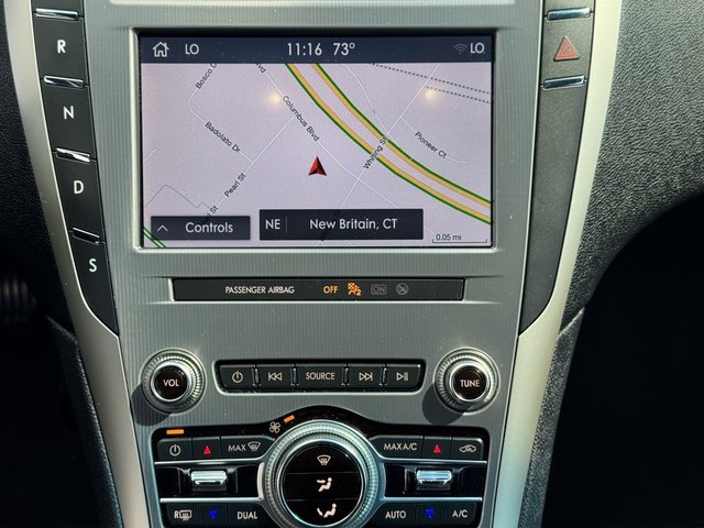 2020 Lincoln MKZ Standard photo 21