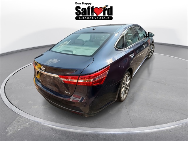 2015 Toyota Avalon XLE photo 2