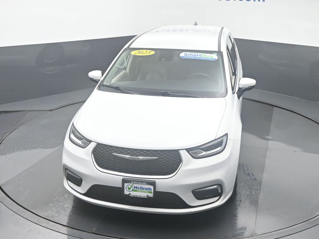 2023 Chrysler Pacifica Touring L photo 20