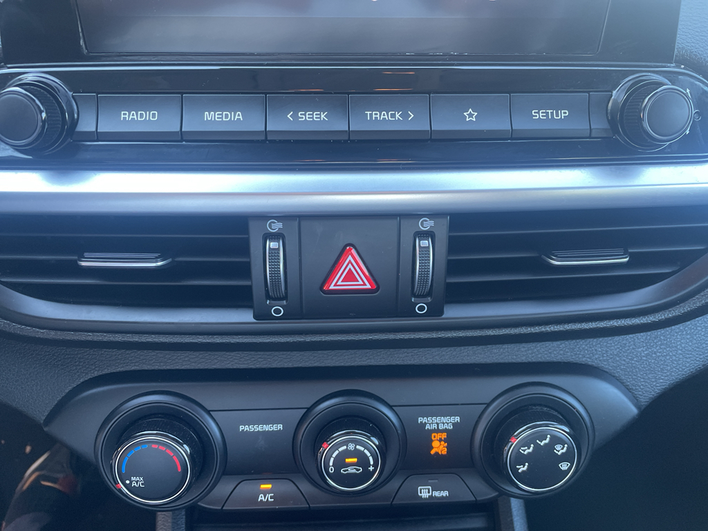 2023 Kia Forte LXS photo 25