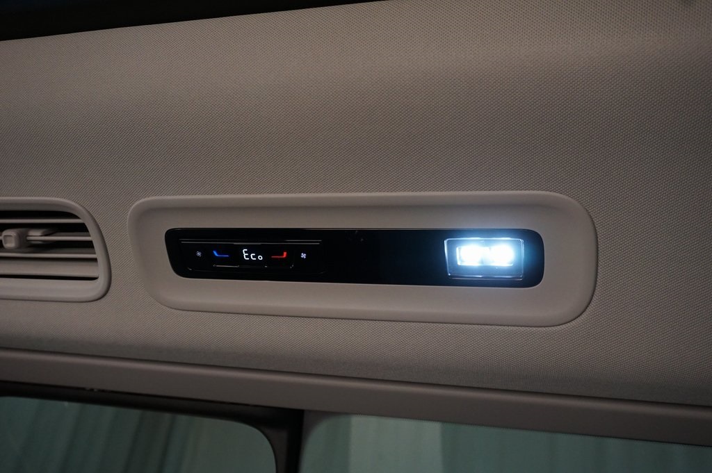 2025 Volkswagen ID. Buzz photo 23