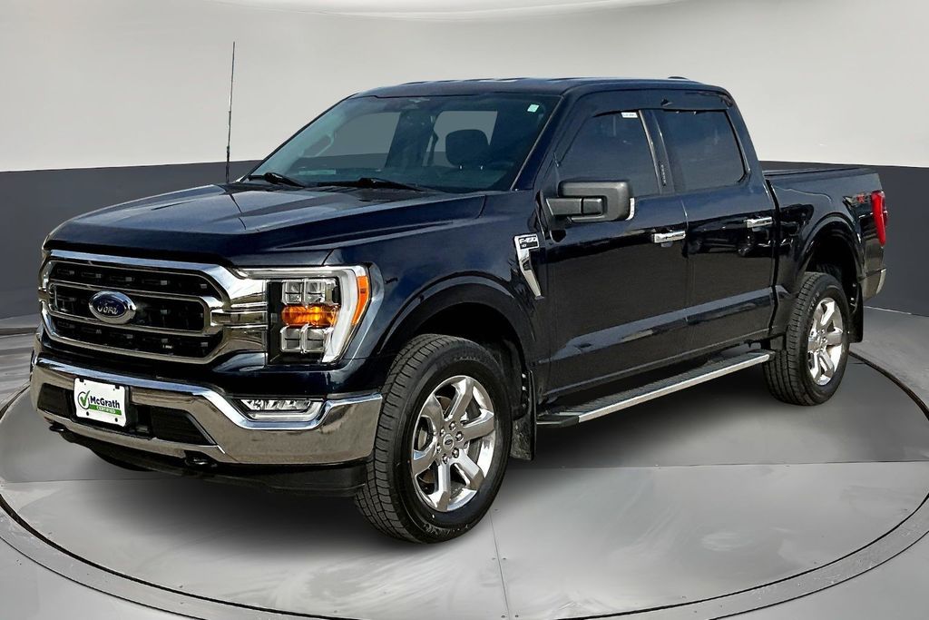 2023 Ford F-150 XLT photo 3
