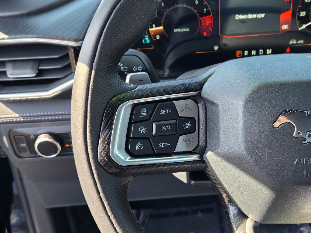 2025 Ford Mustang GT Premium photo 24
