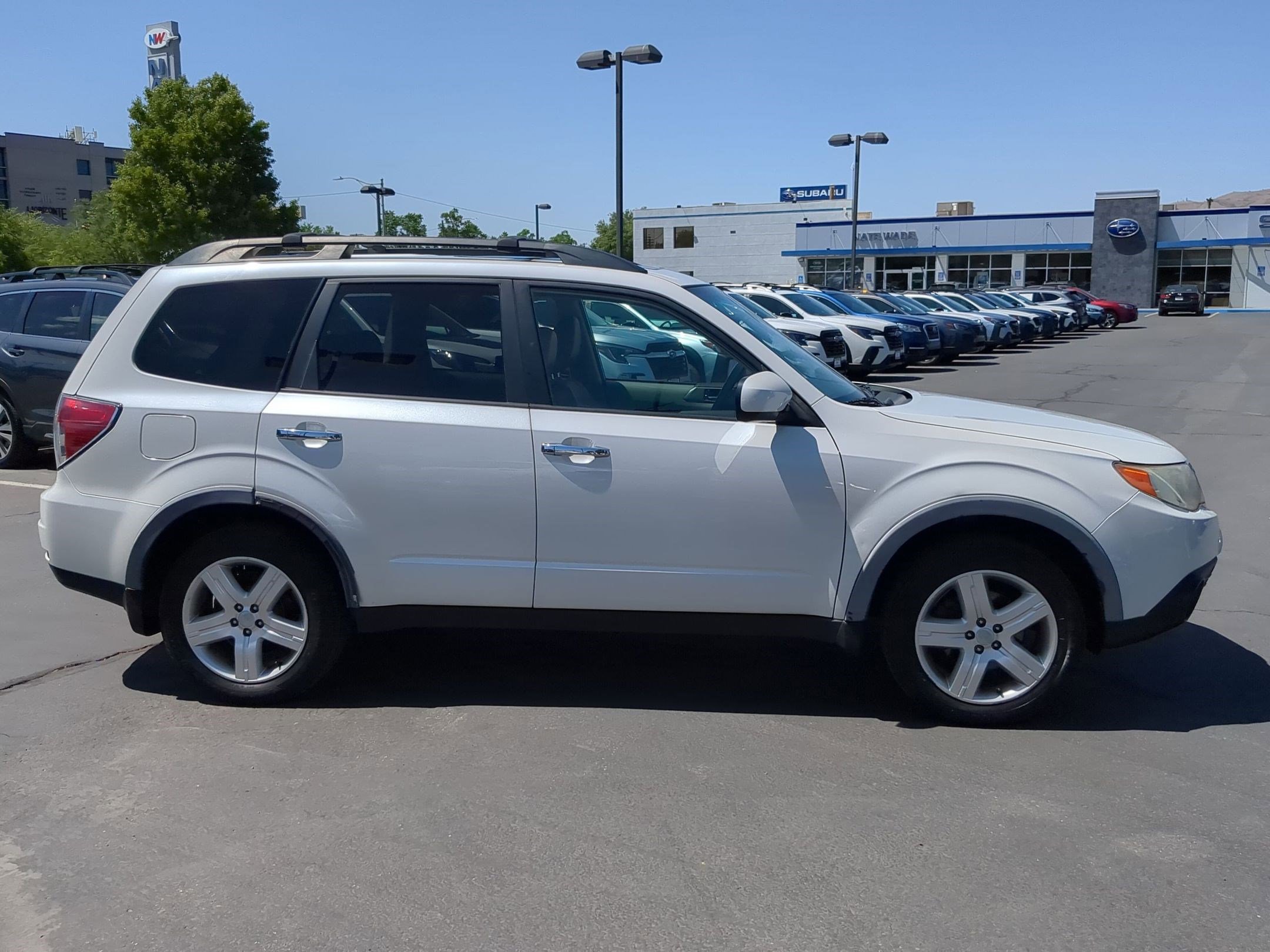 Used 2009 Subaru Forester 2.5X Limited with VIN JF2SH64689H752693 for sale in Salt Lake City, UT