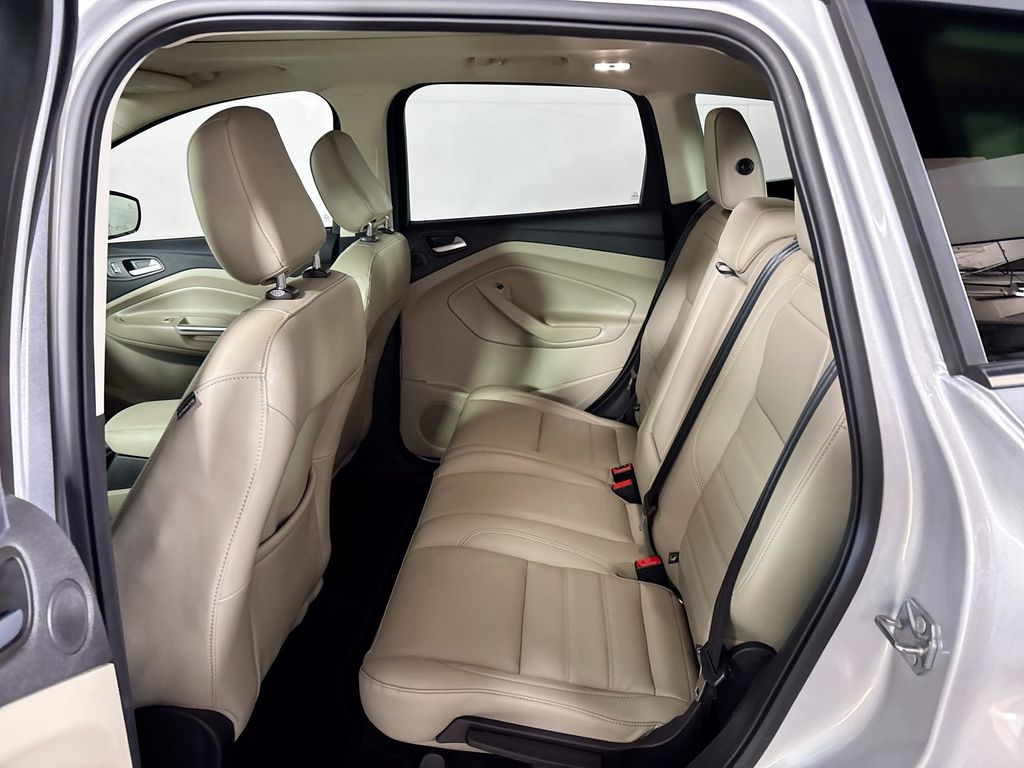 2019 Ford Escape Titanium photo 20