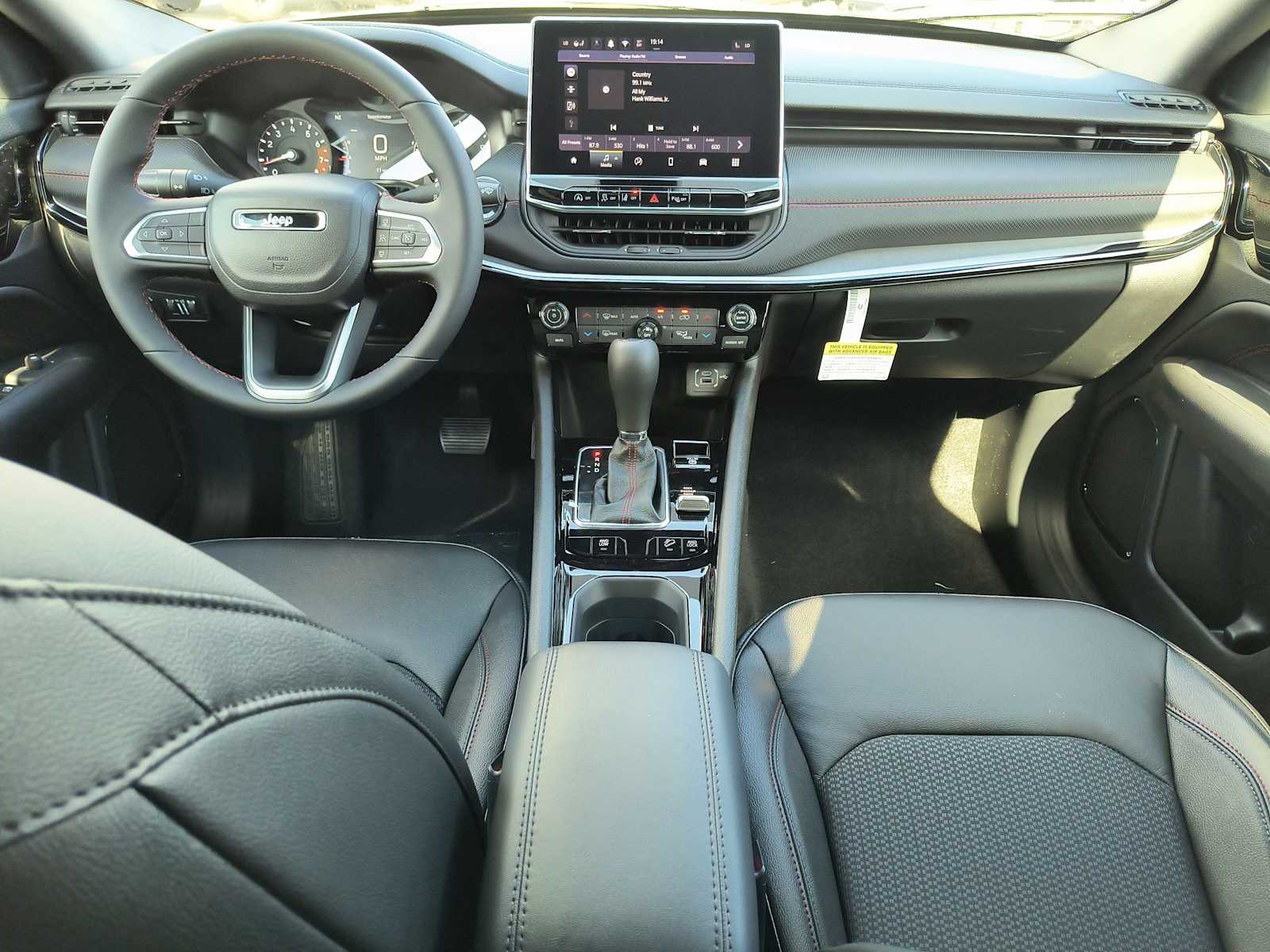 2026 Jeep Compass Trailhawk photo 7