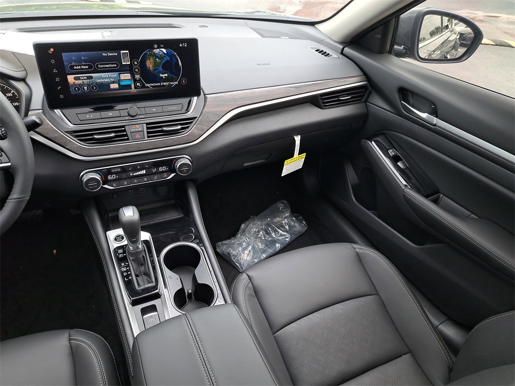 2025 Nissan Altima 2.5 SL photo 17