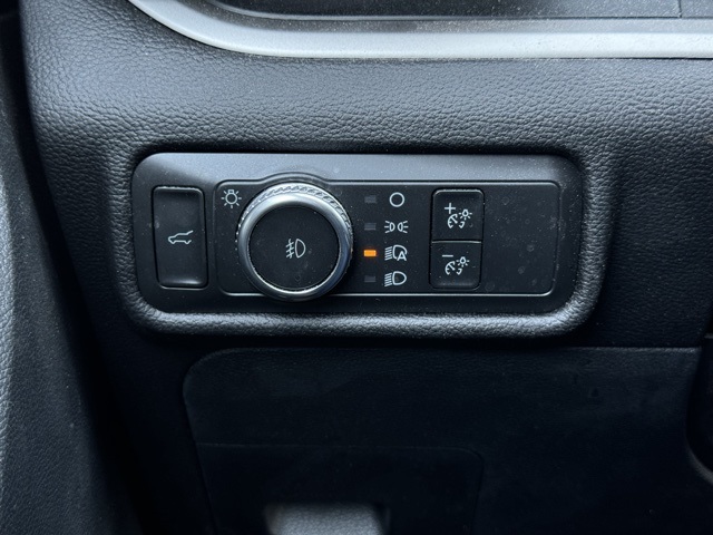 2021 Ford Explorer XLT photo 9