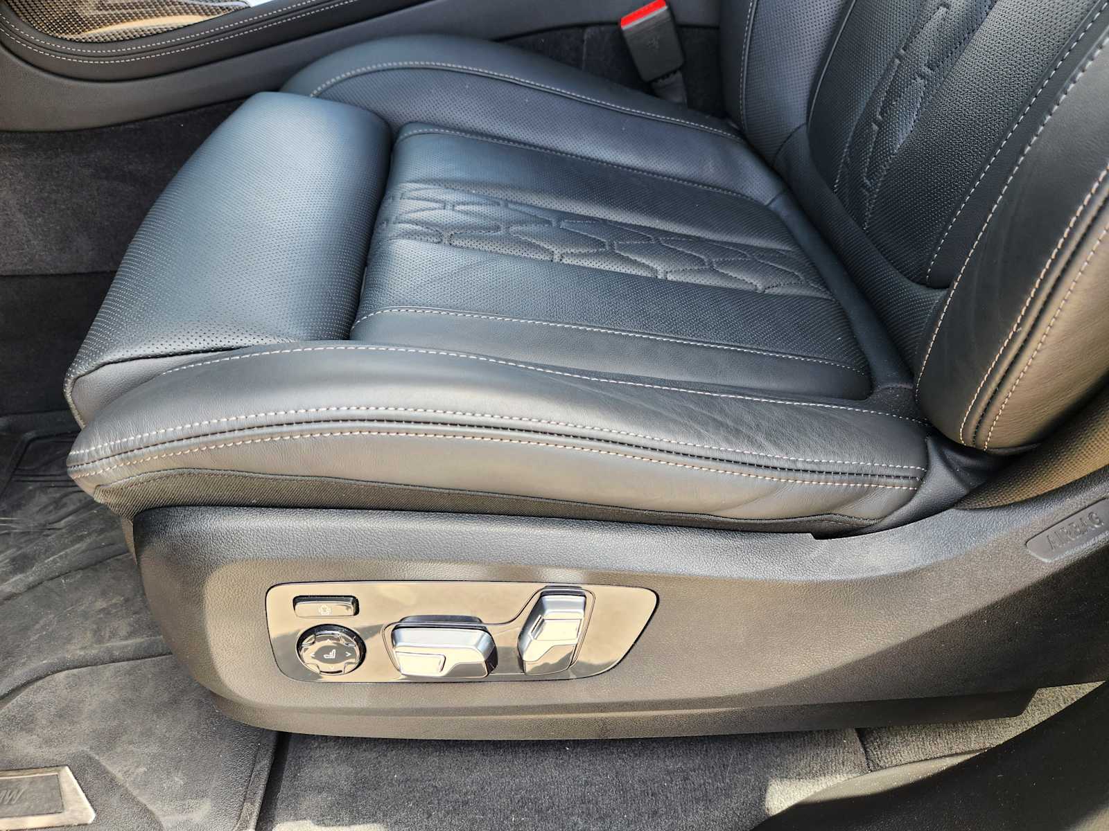 2024 Bmw X7 M60i photo 16