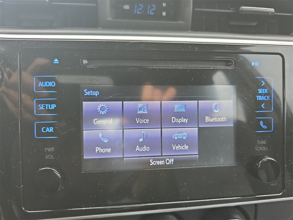 2019 Toyota Corolla L photo 20