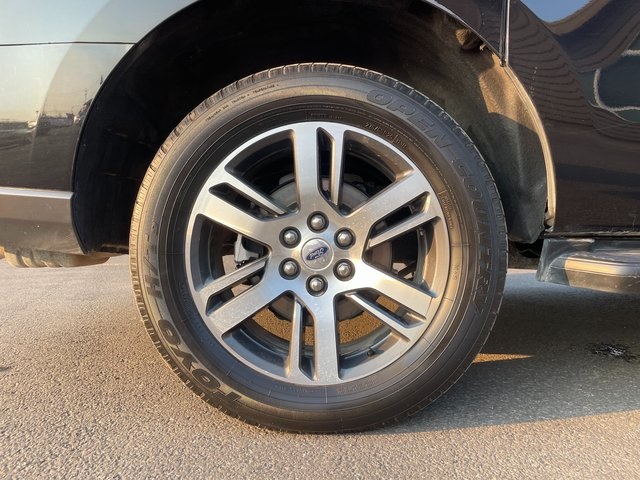 2024 Ford Expedition MAX Limited photo 4