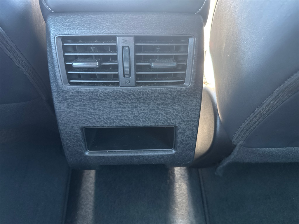 2023 Mitsubishi Outlander SE Black Edition photo 22