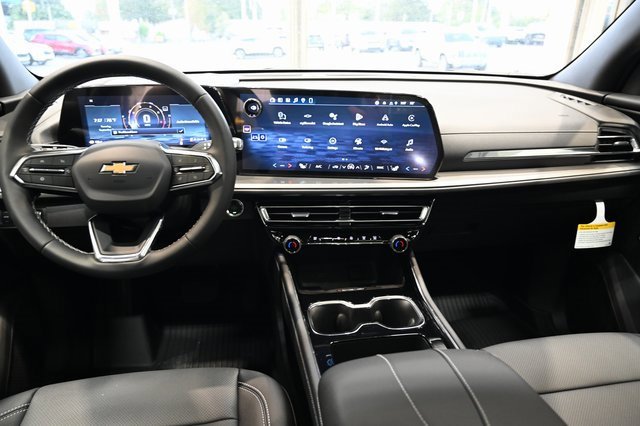 2026 Chevrolet Traverse photo 12