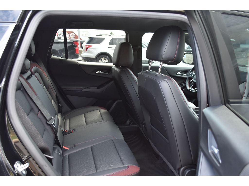 2026 Chevrolet Equinox RS photo 14