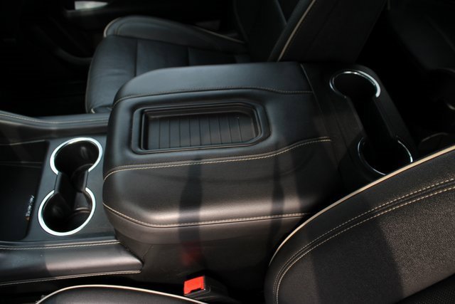 2022 Gmc Yukon SLT photo 32