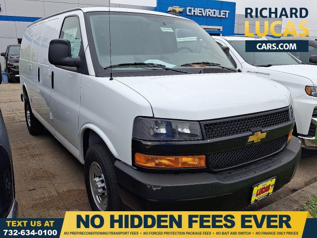 2025 Chevrolet Express Cargo