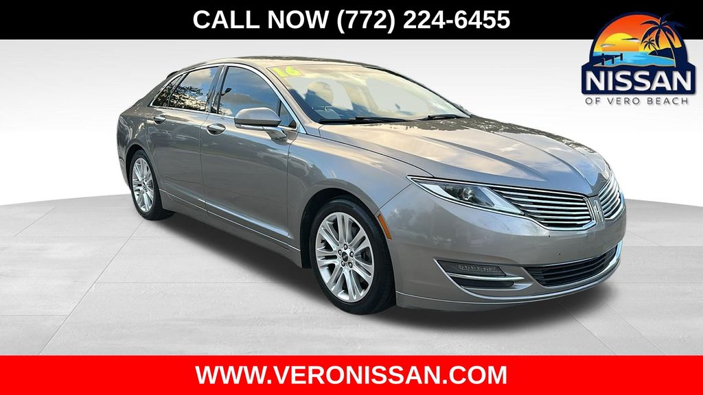 2016 Lincoln MKZ Base