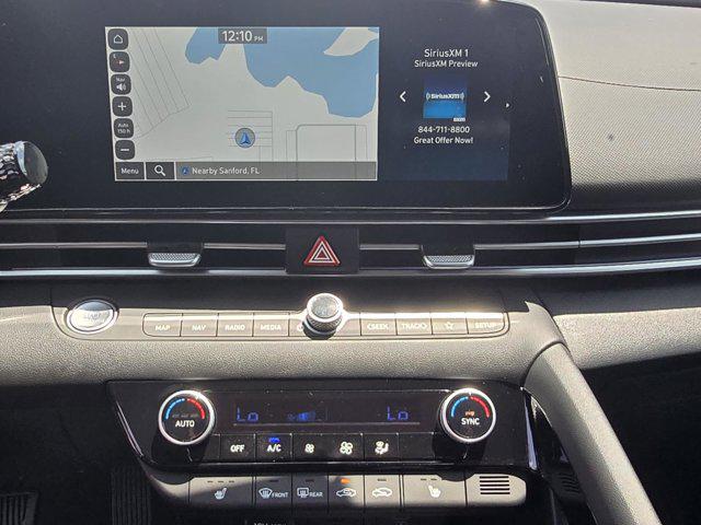 2025 Hyundai Elantra Limited photo 17