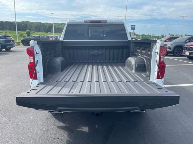 2025 Chevrolet Silverado 1500 LT photo 23