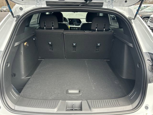 2025 Chevrolet Trax photo 22