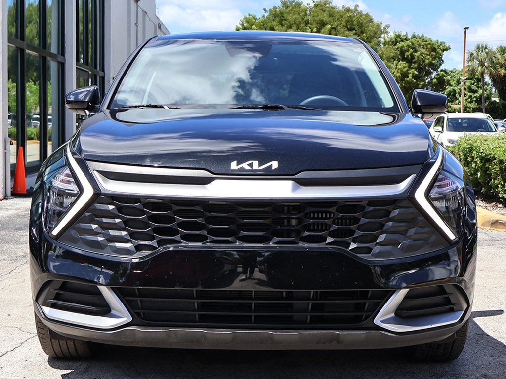 2023 Kia Sportage Hybrid LX photo 3