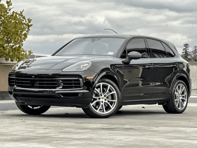 2023 Porsche Cayenne Base