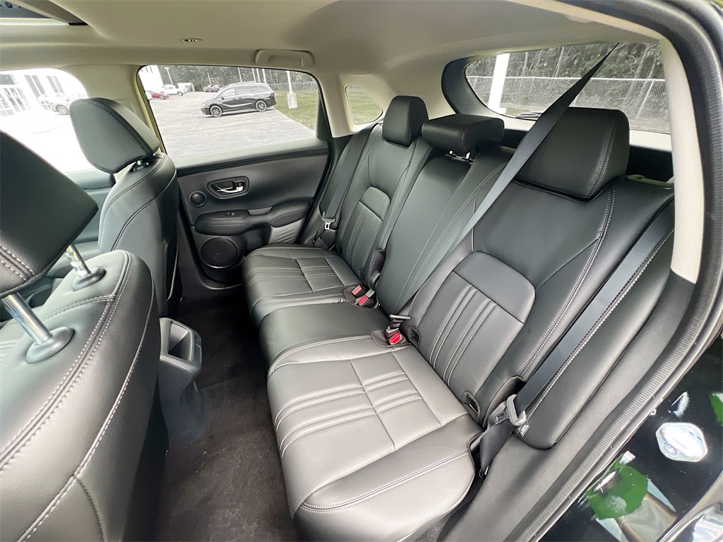 2026 Honda HR-V EX-L photo 11