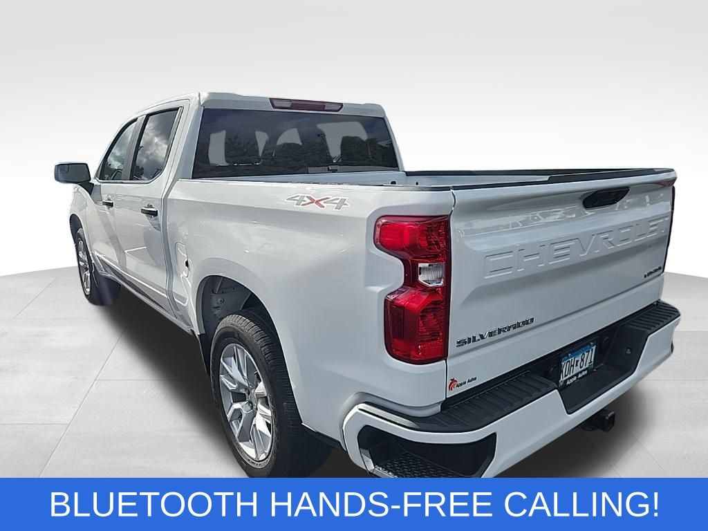 2022 Chevrolet Silverado 1500 Custom photo 2