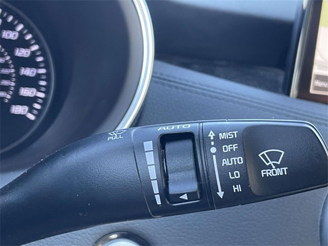 2022 Kia Stinger GT-Line photo 23
