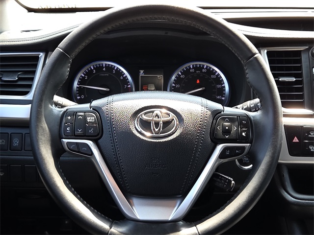 2019 Toyota Highlander SE photo 12
