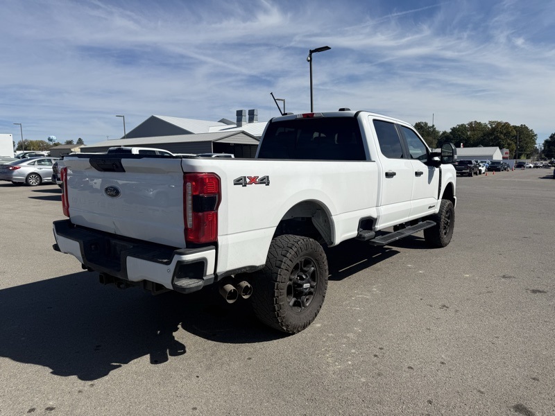 2023 Ford F-250 photo 6