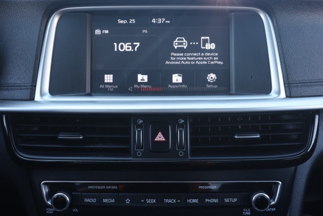 2020 Kia Optima LX photo 27