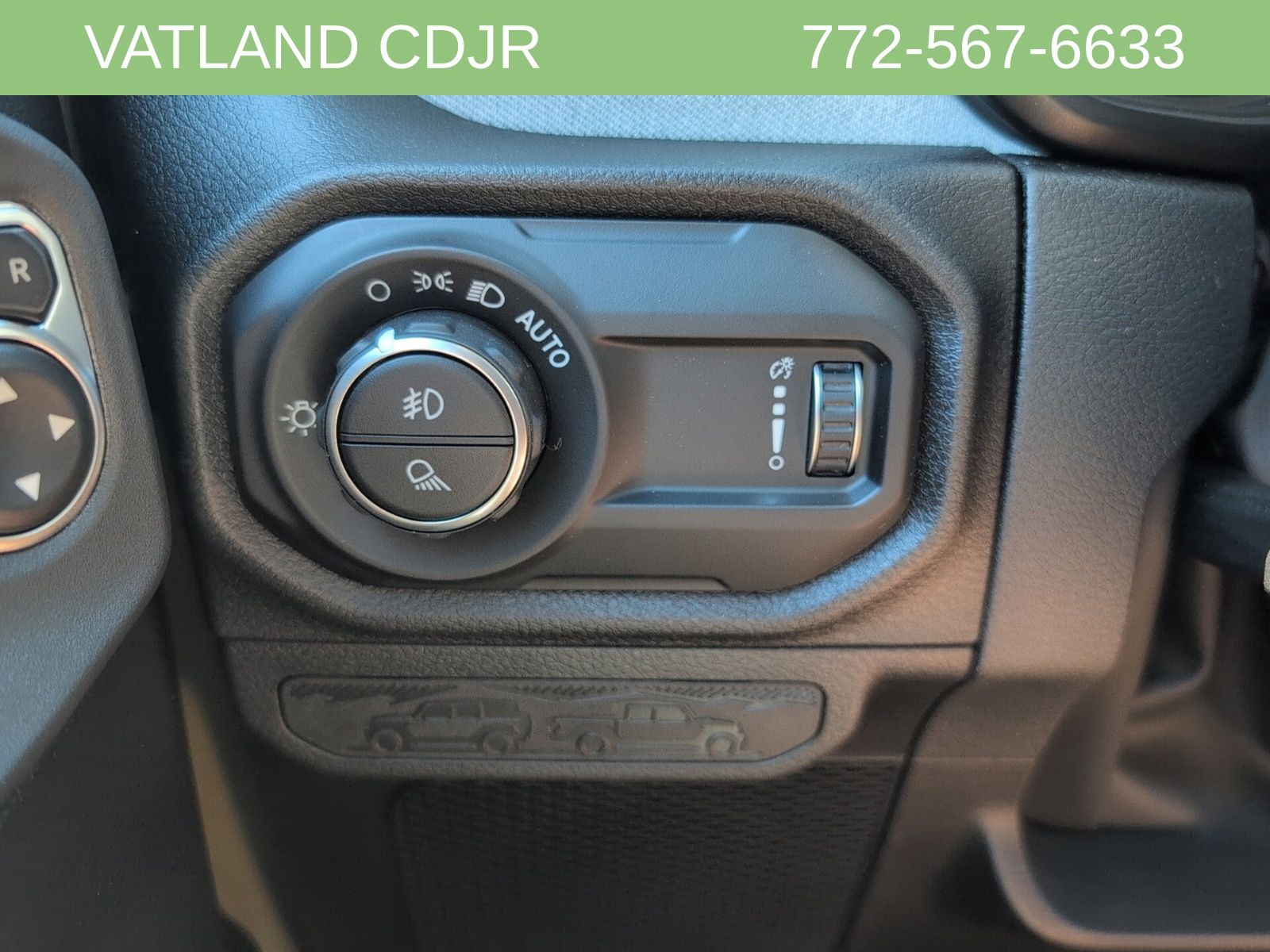 2025 Jeep Gladiator Sport S photo 14