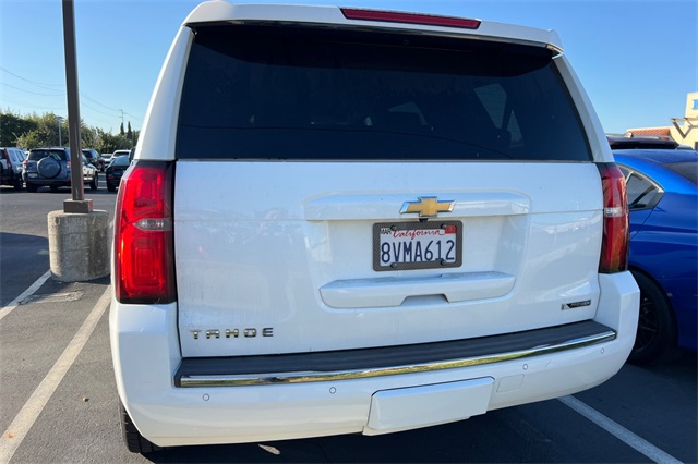 2018 Chevrolet Tahoe Premier photo 3