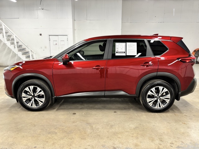 2023 Nissan Rogue SV photo 4