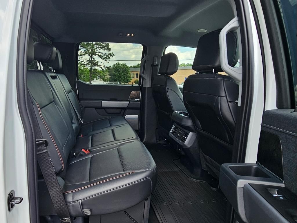 2024 Ford F-250 Lariat photo 15