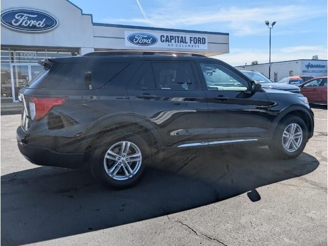 2023 Ford Explorer XLT photo 4