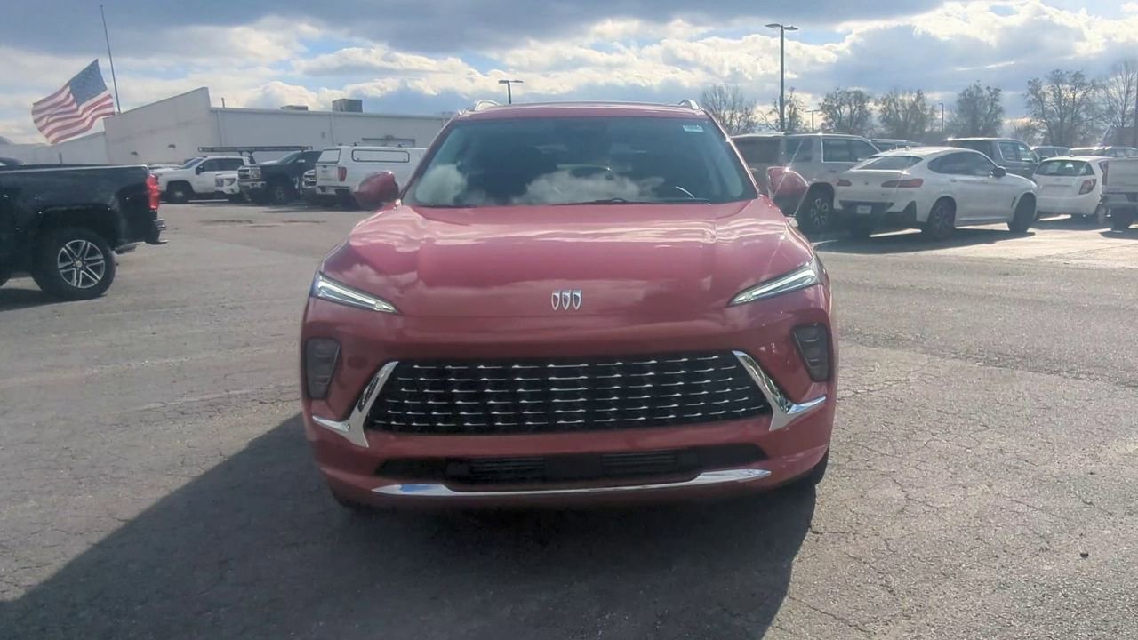 2025 Buick Envision Avenir photo 3