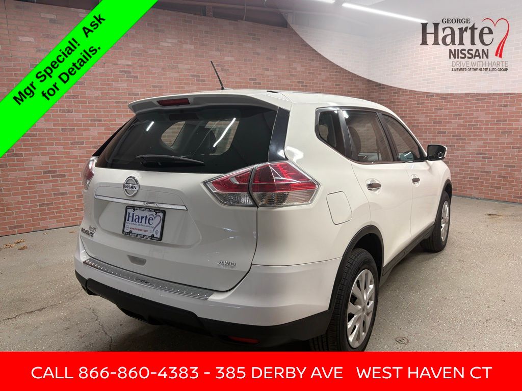 2015 Nissan Rogue S photo 6