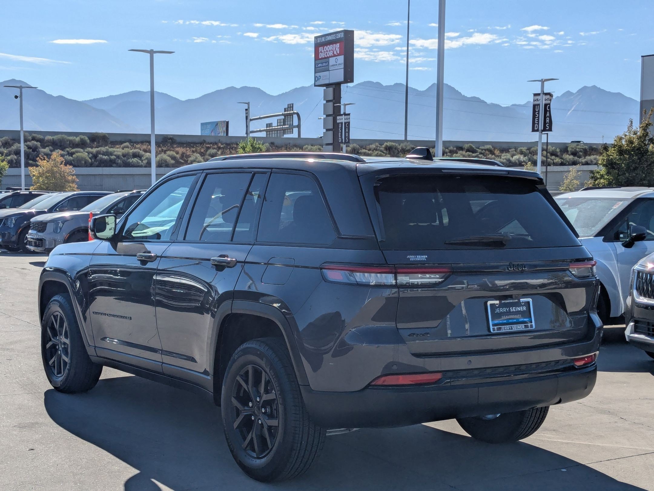2024 Jeep Grand Cherokee Altitude X photo 3