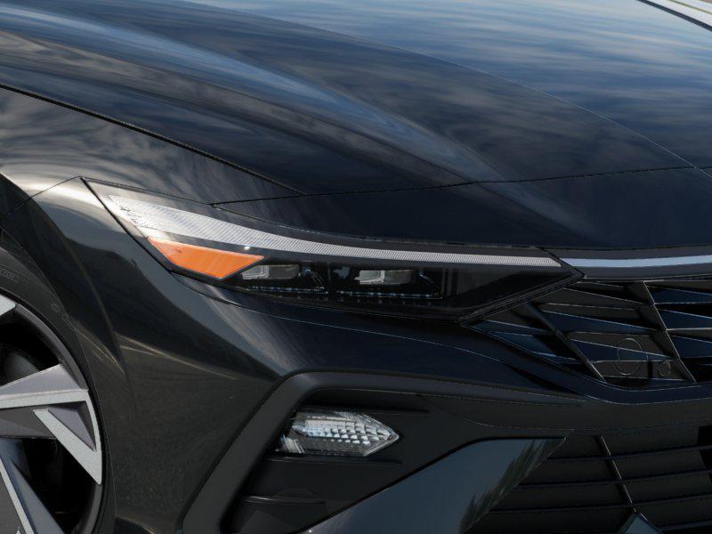 2025 Hyundai Elantra SEL Sport photo 8