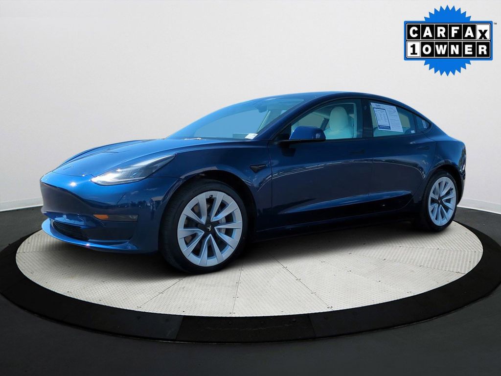 2022 Tesla Model 3 Long Range's photo