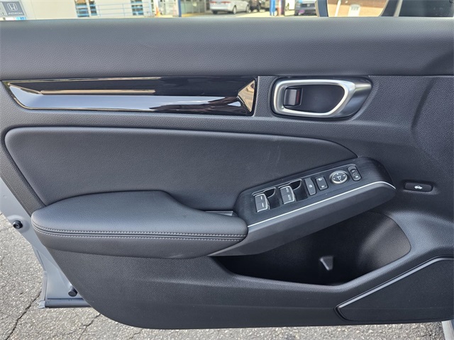 2026 Honda Civic Hybrid Sport Touring photo 13