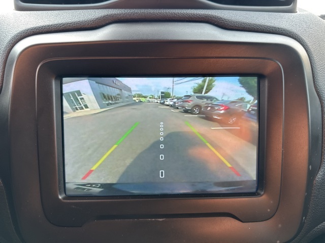 2021 Jeep Renegade Latitude photo 10