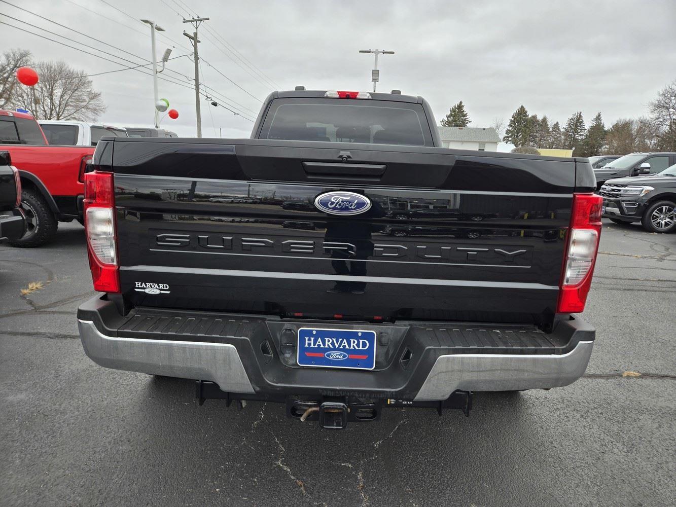 2022 Ford F-350 XL photo 4